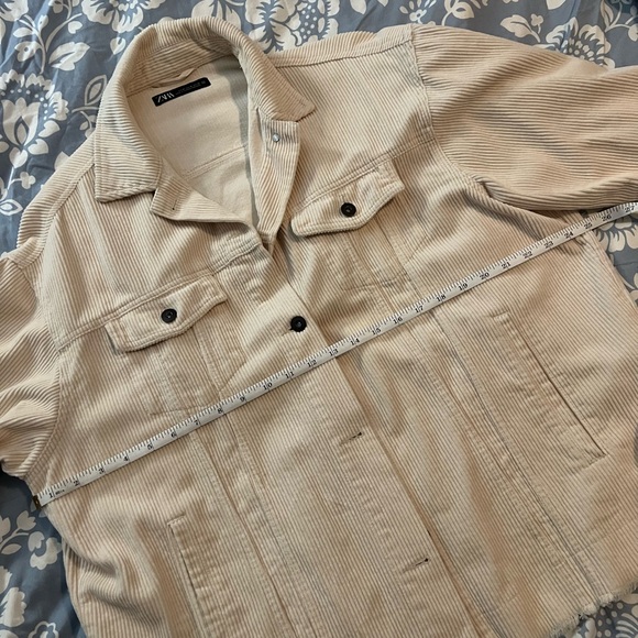 ZARA White Corduroy Jacket - Picture 3 of 4